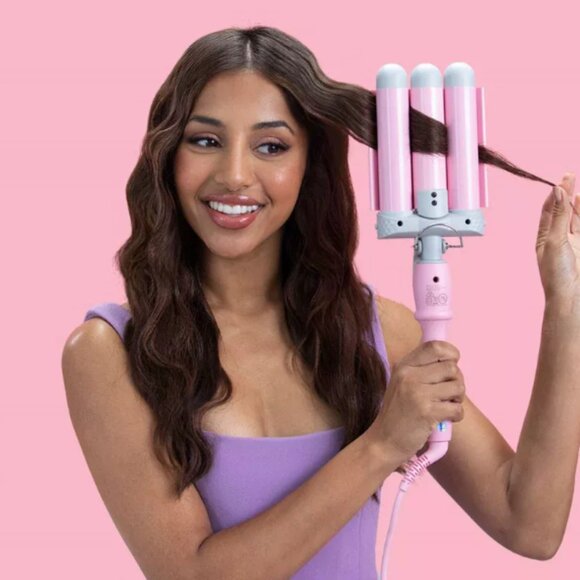 Wave Ceramic Triple Barrel Curling Iron Wand with LCD Display - Picture 4 of 6